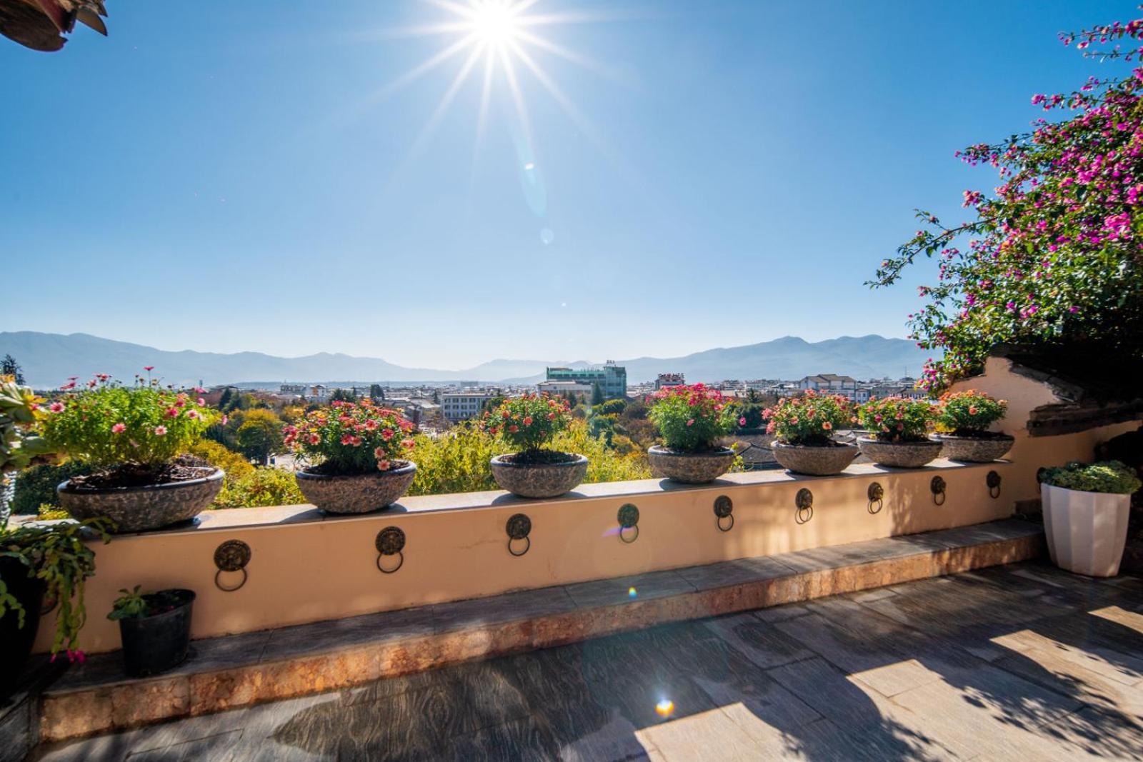 Lijiang Byw Mount View Inn מראה חיצוני תמונה