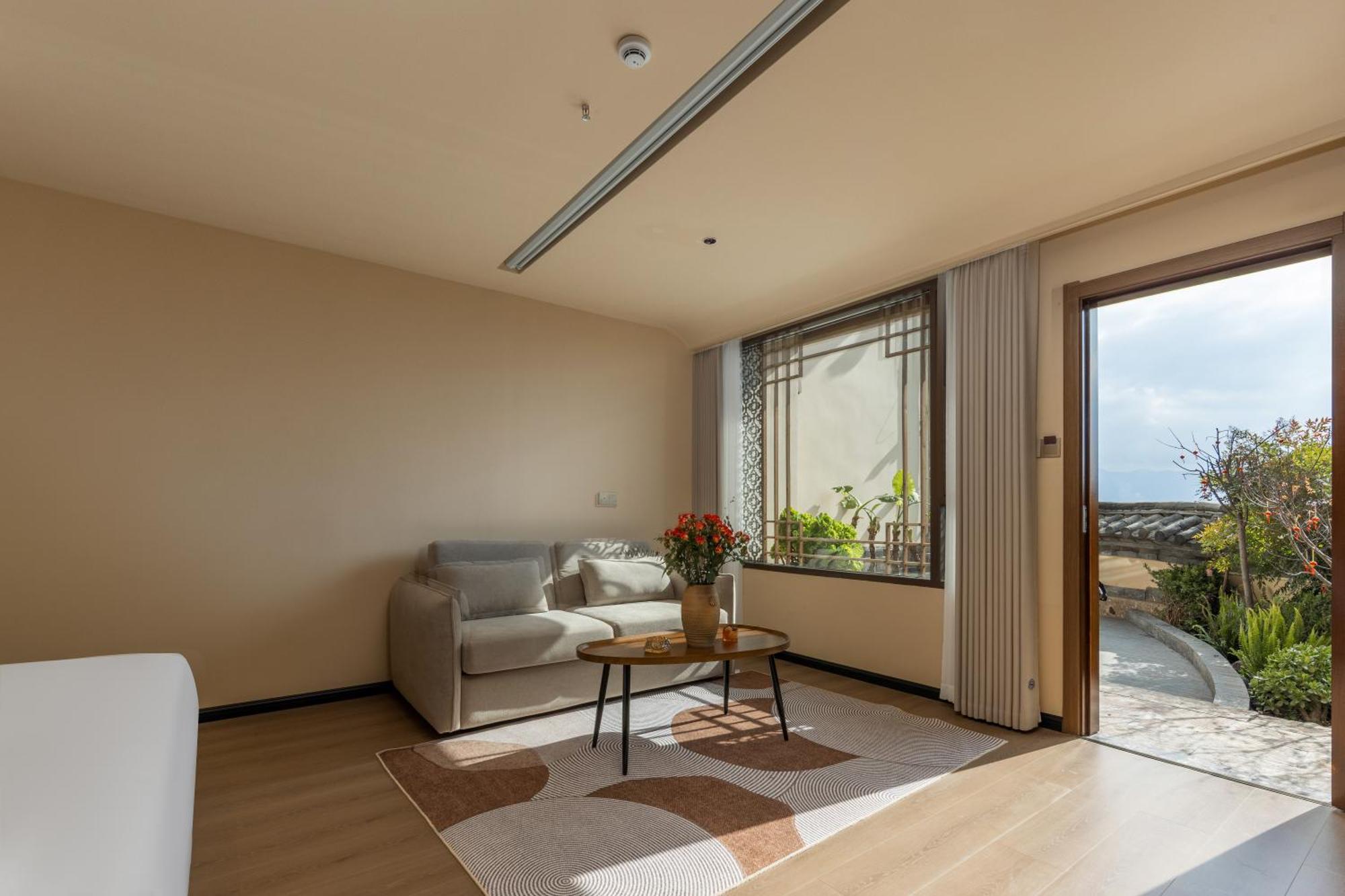 Lijiang Byw Mount View Inn מראה חיצוני תמונה